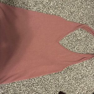 4 TANK TOPS